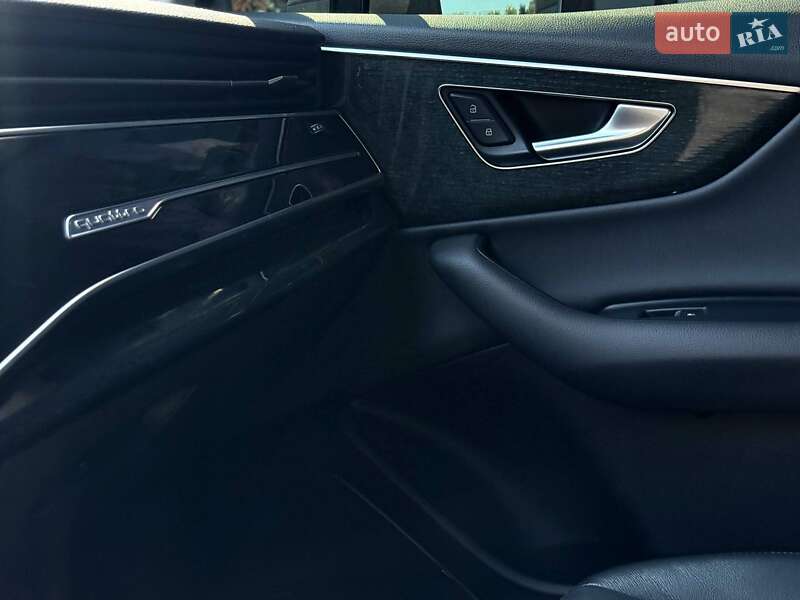 Позашляховик / Кросовер Audi Q7 2020 в Рівному фото 48 Позашляховик / Кросовер Audi Q7 2020 в Рівному