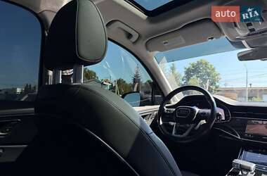 Внедорожник / Кроссовер Audi Q7 2020 в 
