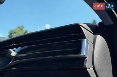 Внедорожник / Кроссовер Audi Q7 2020 в 