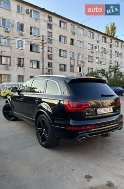 Внедорожник / Кроссовер Audi Q7 2011 в 