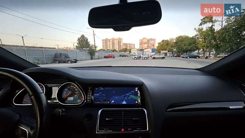 Позашляховик / Кросовер Audi Q7 2013 в Одесі