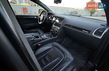 Внедорожник / Кроссовер Audi Q7 2013 в 