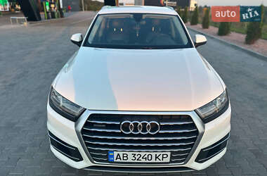 Внедорожник / Кроссовер Audi Q7 2016 в 
