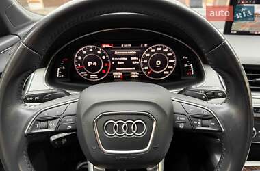 Внедорожник / Кроссовер Audi Q7 2019 в 
