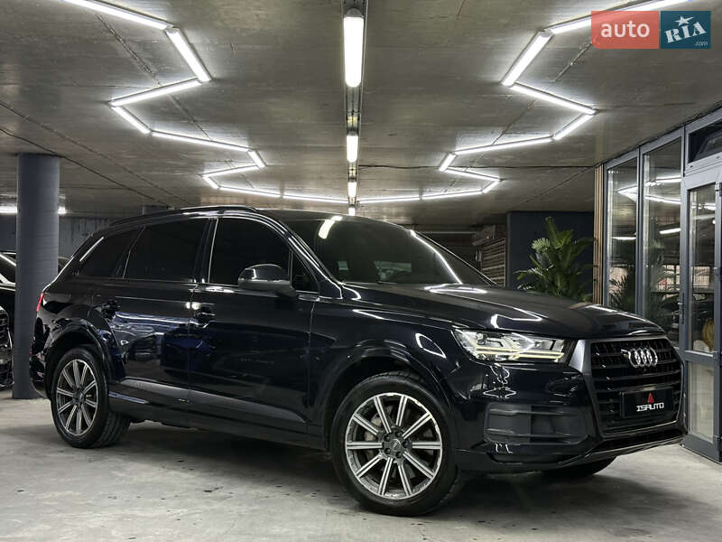 Внедорожник / Кроссовер Audi Q7 2016 в Одессе