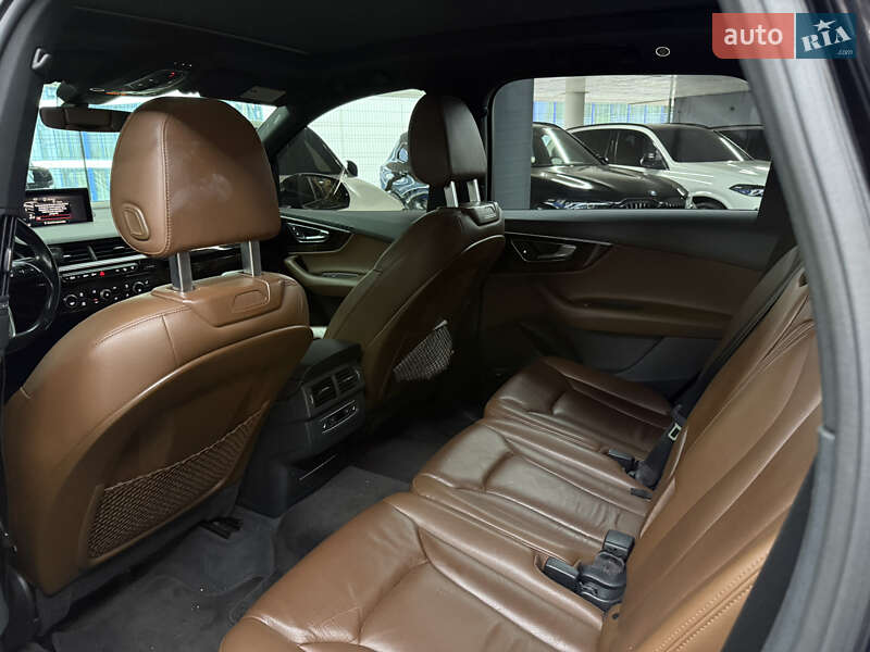 Внедорожник / Кроссовер Audi Q7 2016 в Одессе