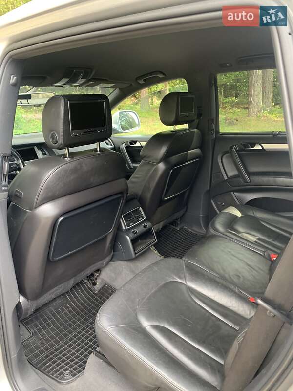 Внедорожник / Кроссовер Audi Q7 2006 в Кременце