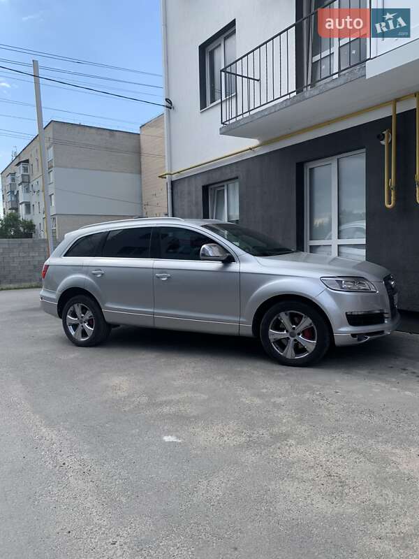 Внедорожник / Кроссовер Audi Q7 2006 в Кременце