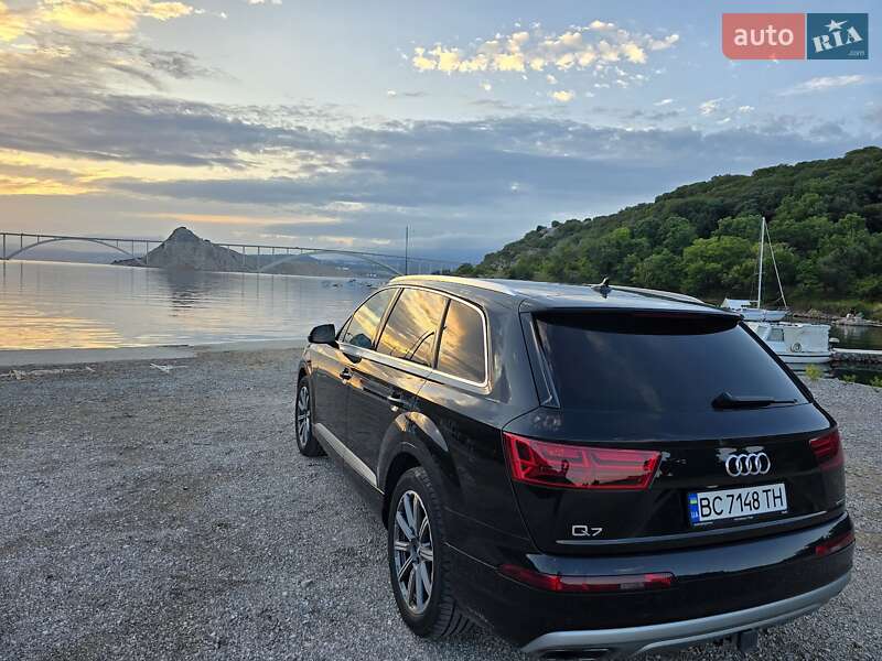 Внедорожник / Кроссовер Audi Q7 2018 в Львове