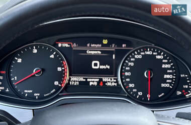 Внедорожник / Кроссовер Audi Q7 2015 в 