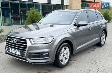 Внедорожник / Кроссовер Audi Q7 2015 в Хмельницком