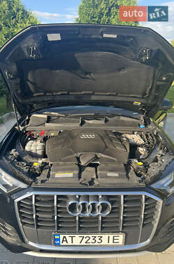 Внедорожник / Кроссовер Audi Q7 2020 в 