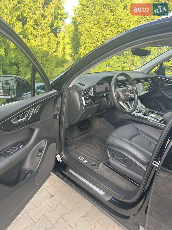 Позашляховик / Кросовер Audi Q7 2020 в Івано-Франківську