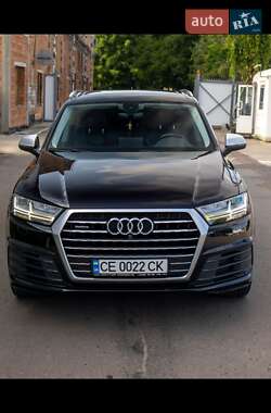 Позашляховик / Кросовер Audi Q7 2016 в Чернівцях