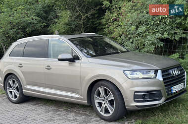 Позашляховик / Кросовер Audi Q7 2017 в Чернівцях