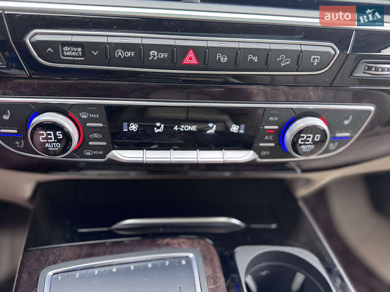 Внедорожник / Кроссовер Audi Q7 2017 в Черновцах