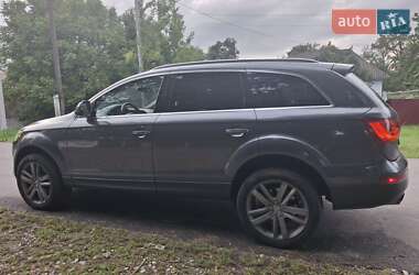 Внедорожник / Кроссовер Audi Q7 2013 в 