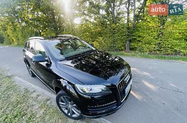 Внедорожник / Кроссовер Audi Q7 2013 в 