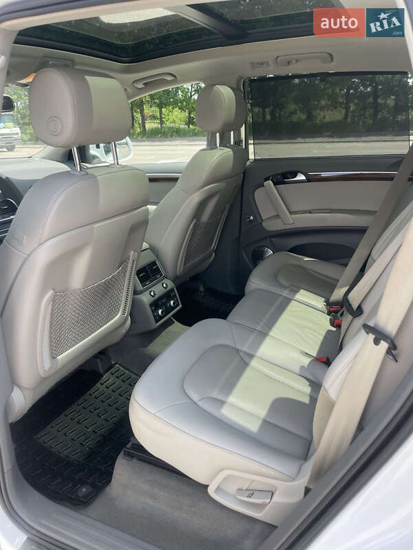 Позашляховик / Кросовер Audi Q7 2014 в Кропивницькому