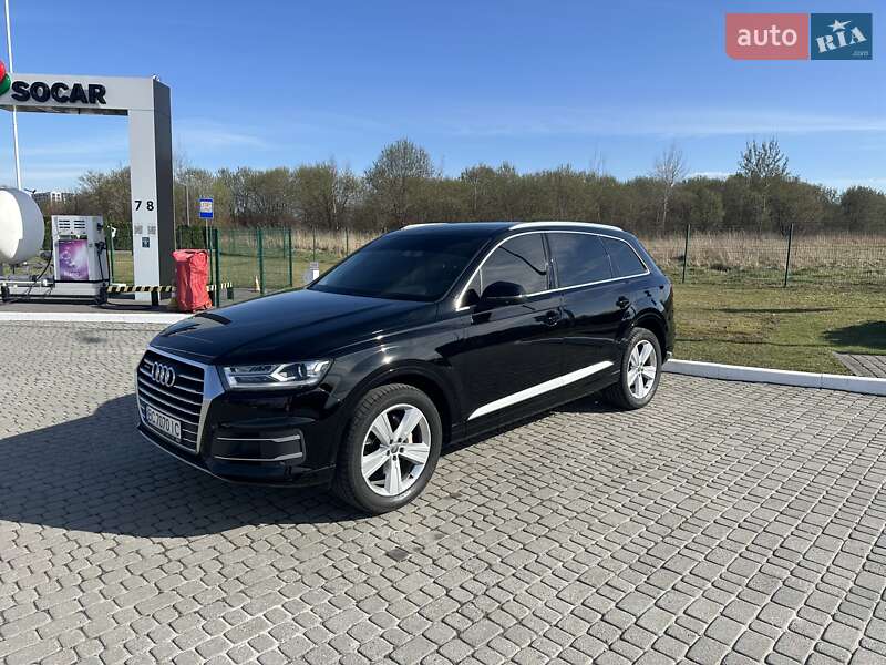 Внедорожник / Кроссовер Audi Q7 2016 в Львове