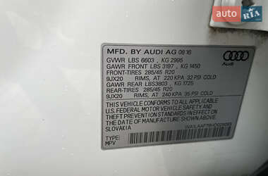 Внедорожник / Кроссовер Audi Q7 2016 в 