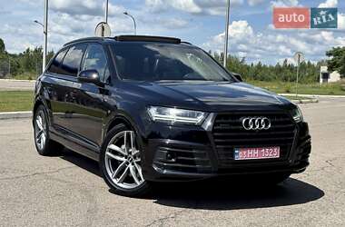 Внедорожник / Кроссовер Audi Q7 2019 в 