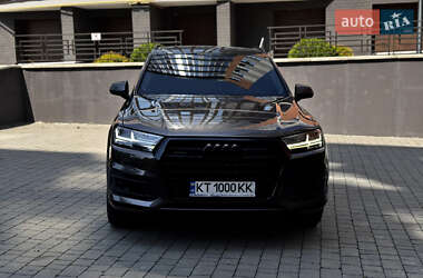 Внедорожник / Кроссовер Audi Q7 2018 в 