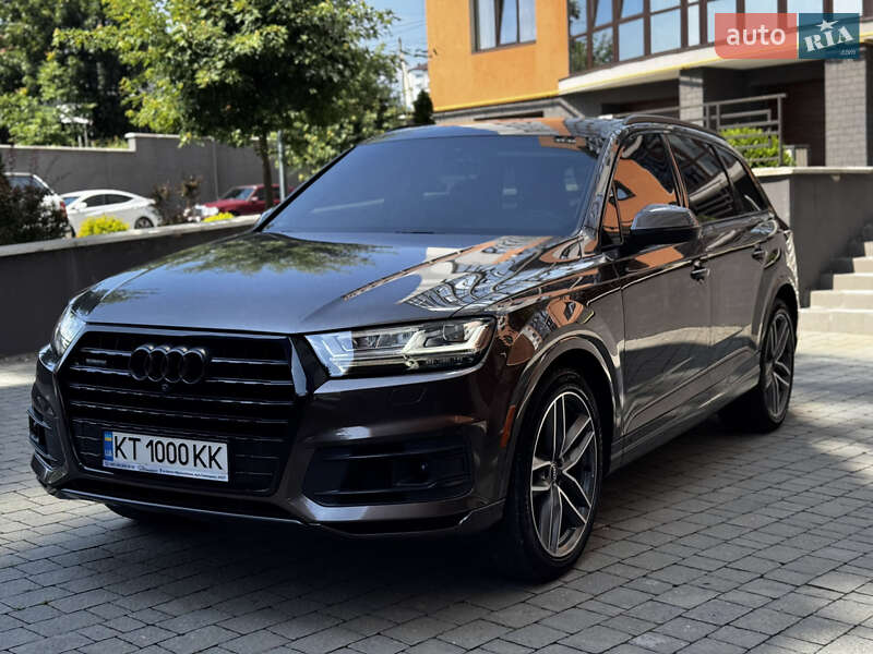 Позашляховик / Кросовер Audi Q7 2018 в Івано-Франківську