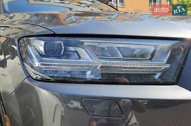 Внедорожник / Кроссовер Audi Q7 2019 в 