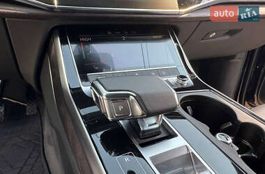 Внедорожник / Кроссовер Audi Q7 2021 в 