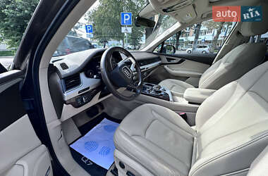 Внедорожник / Кроссовер Audi Q7 2019 в 