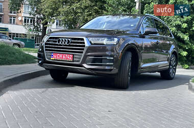 Внедорожник / Кроссовер Audi Q7 2019 в 