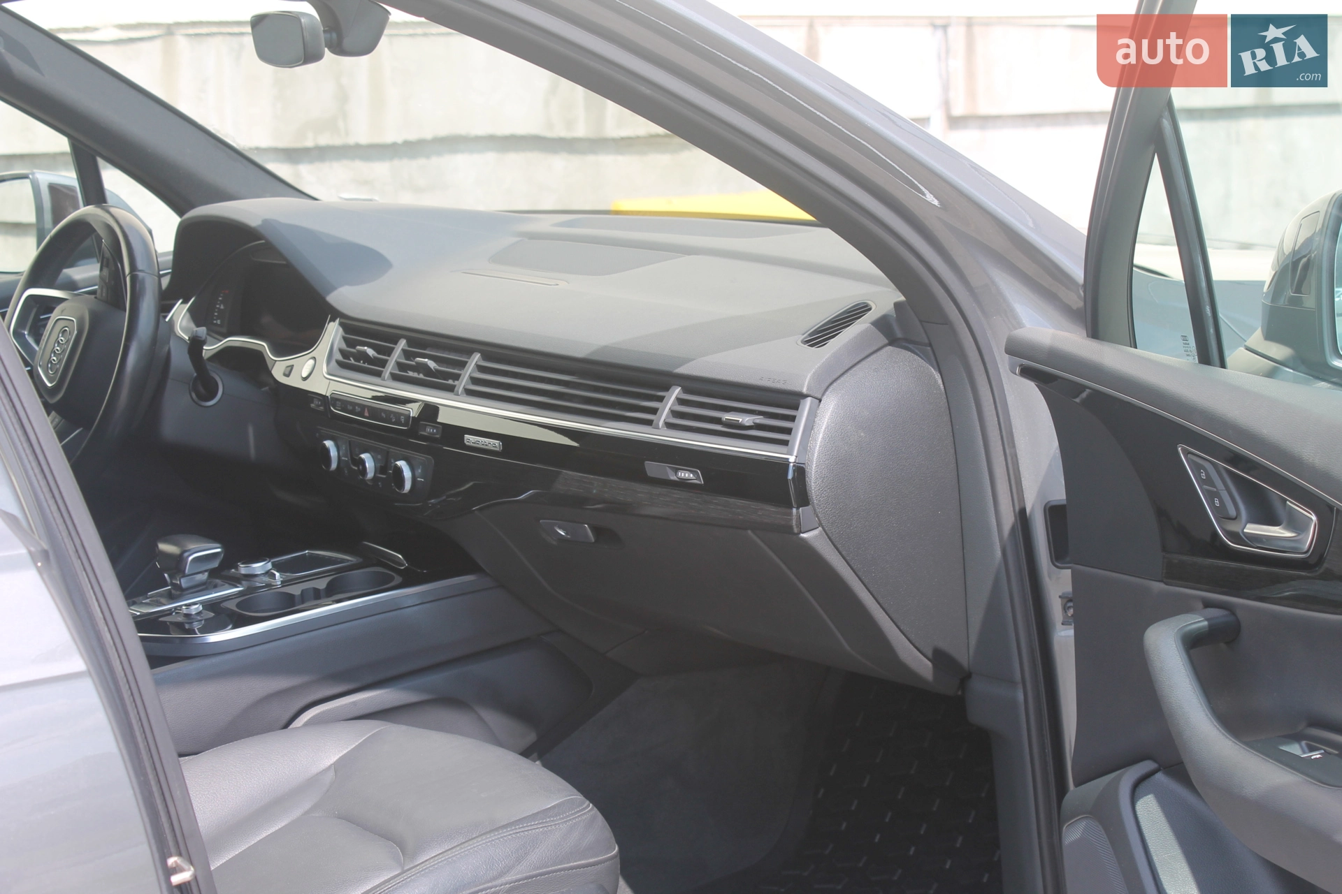2017 Audi Q7 - мініатюра 23