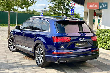 Внедорожник / Кроссовер Audi Q7 2018 в 