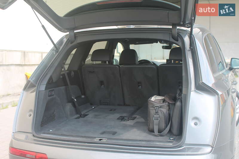 Внедорожник / Кроссовер Audi Q7 2017 в Львове