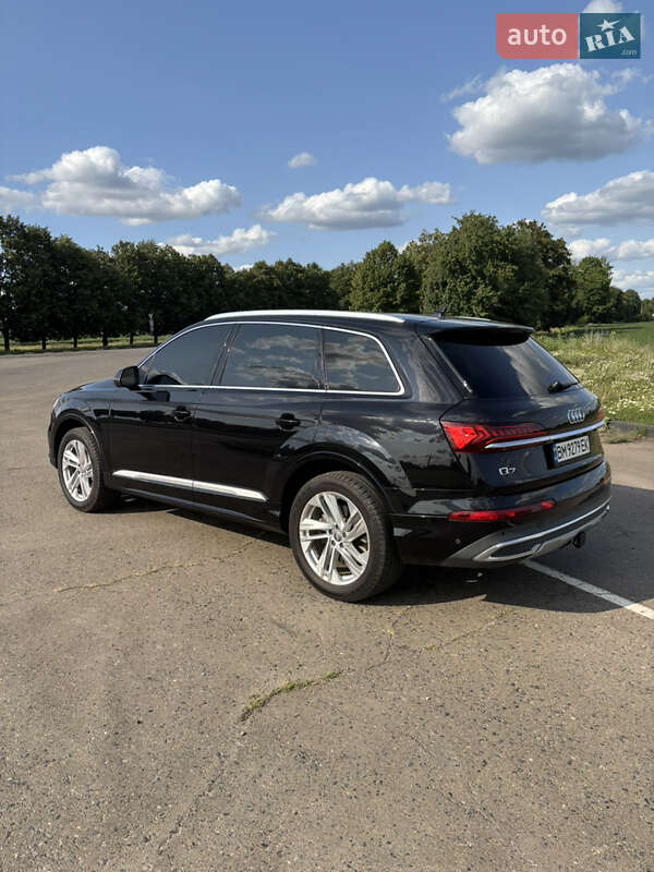 Внедорожник / Кроссовер Audi Q7 2019 в Сумах