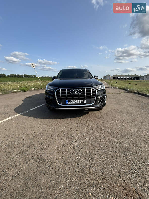 Внедорожник / Кроссовер Audi Q7 2019 в Сумах