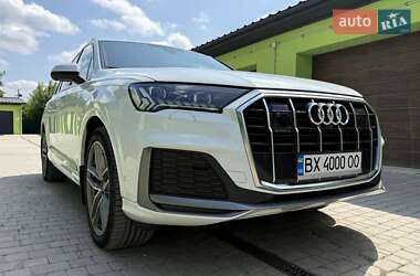 Внедорожник / Кроссовер Audi Q7 2020 в Каменец-Подольском