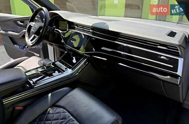 Внедорожник / Кроссовер Audi Q7 2020 в 