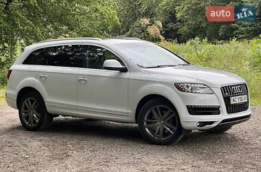 Внедорожник / Кроссовер Audi Q7 2012 в 