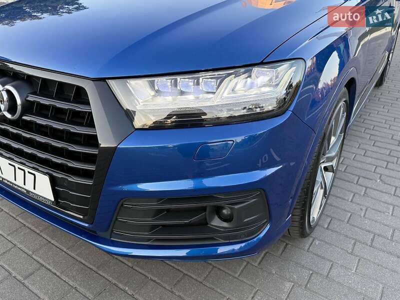 Внедорожник / Кроссовер Audi Q7 2016 в Харькове