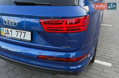 Внедорожник / Кроссовер Audi Q7 2016 в Харькове