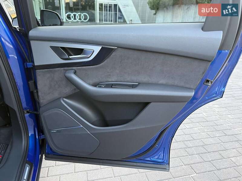 Внедорожник / Кроссовер Audi Q7 2016 в Харькове