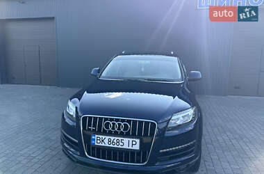 Внедорожник / Кроссовер Audi Q7 2012 в 