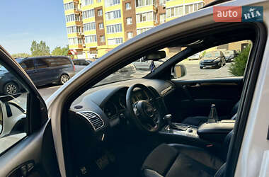 Внедорожник / Кроссовер Audi Q7 2012 в 