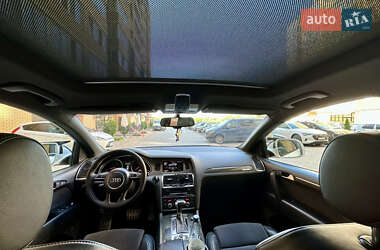 Внедорожник / Кроссовер Audi Q7 2012 в 