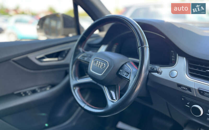 Внедорожник / Кроссовер Audi Q7 2015 в Коломые