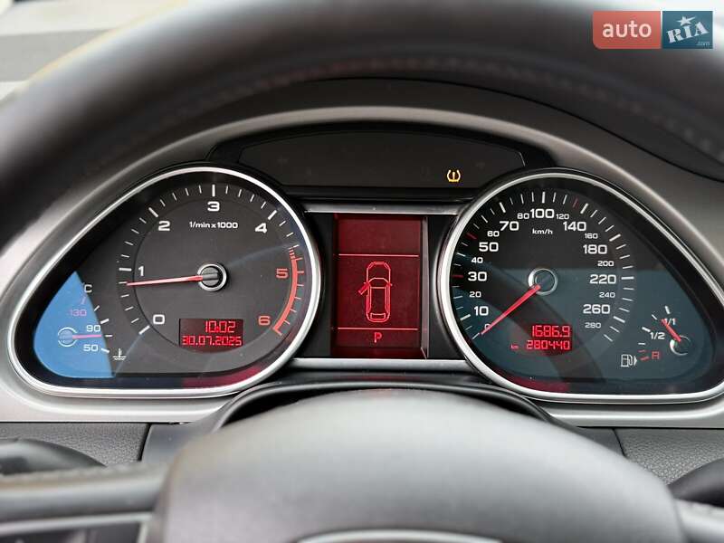 Внедорожник / Кроссовер Audi Q7 2010 в Чернигове