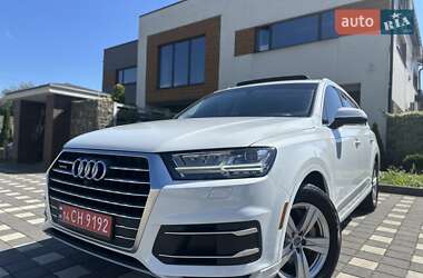 Внедорожник / Кроссовер Audi Q7 2018 в 