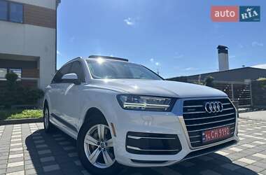 Внедорожник / Кроссовер Audi Q7 2018 в 